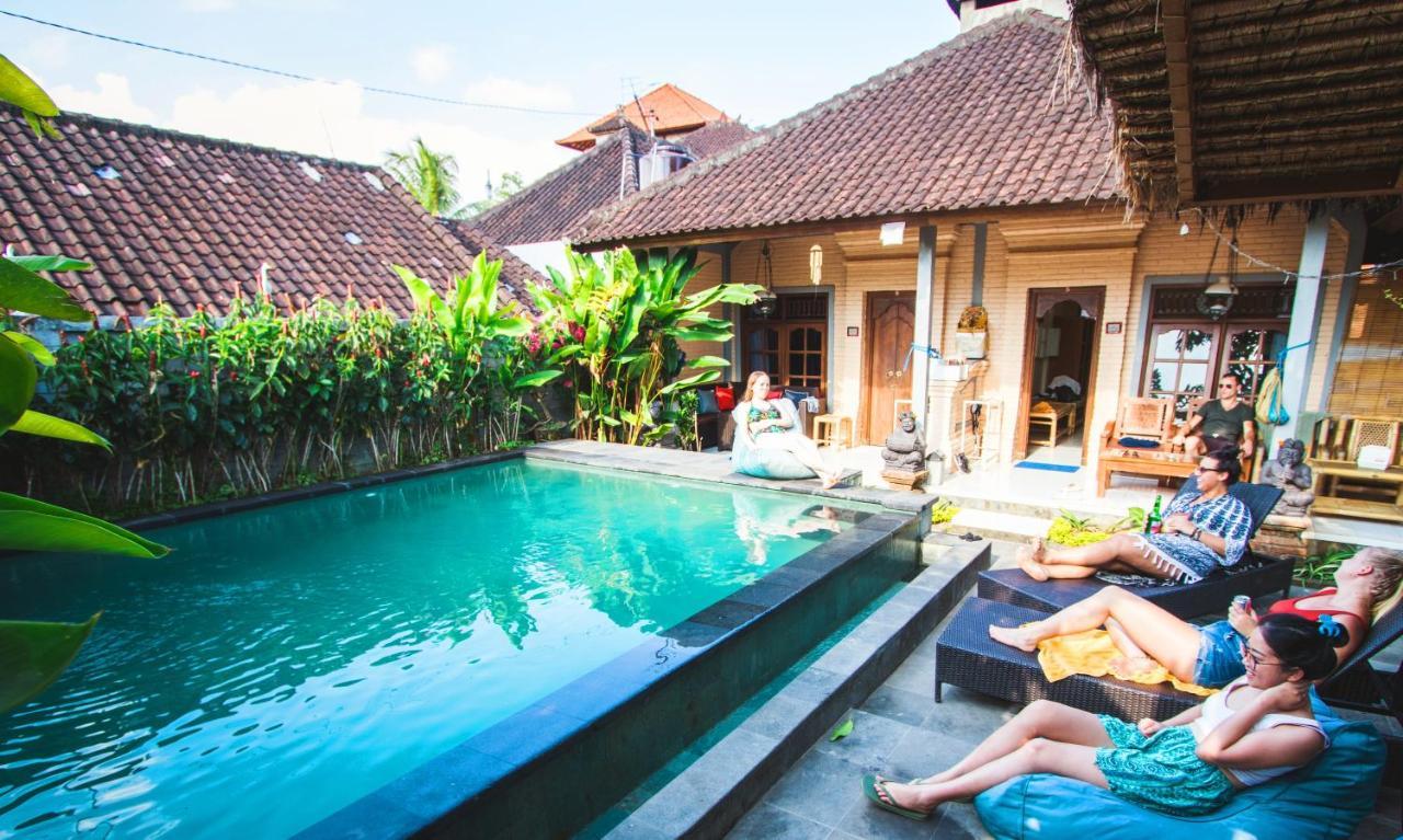 Auberge de jeunesse The Wayan House à Ubud Extérieur photo
