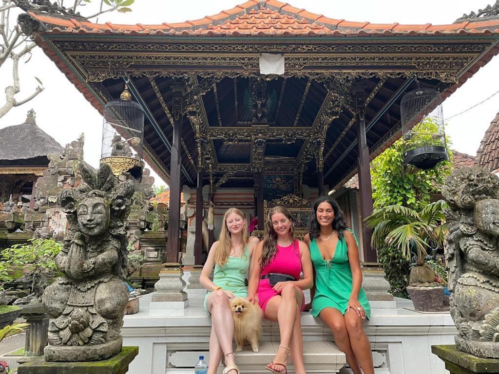 Auberge de jeunesse The Wayan House à Ubud Extérieur photo