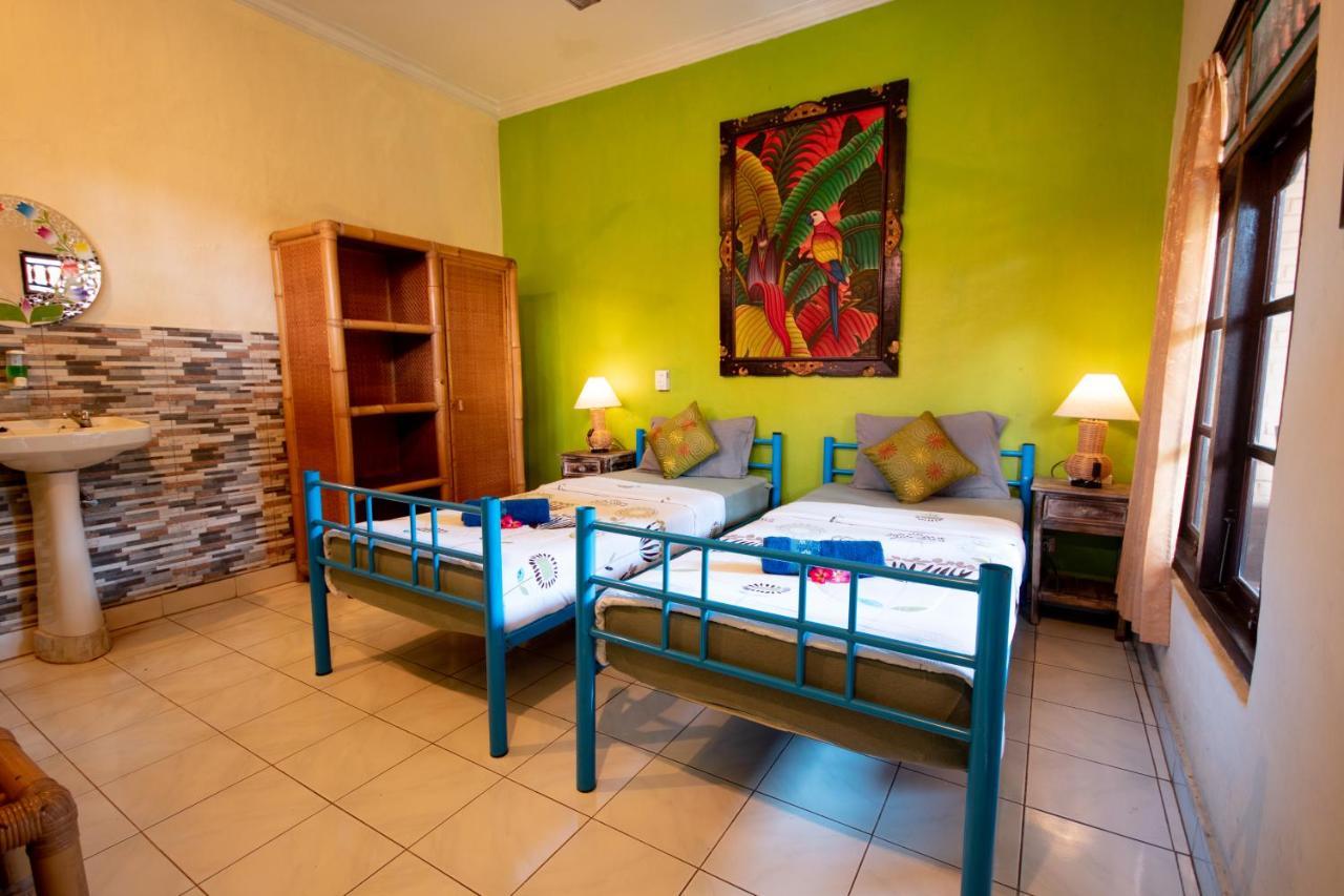 Auberge de jeunesse The Wayan House à Ubud Extérieur photo